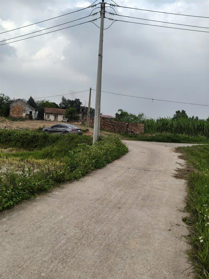 Bán đất Sóc Sơn, 100m full đất ở, 3 mặt thoáng, view cánh đồng