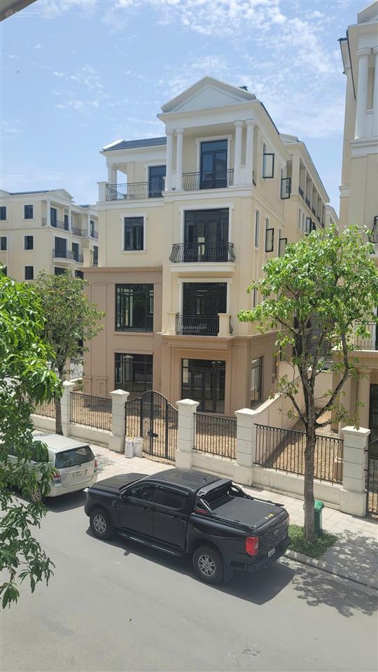 Chủ nhà bán gấp biệt thự đơn lập đảo dừa vinhomes ocean park 2  240m2 giá 38 tỷ