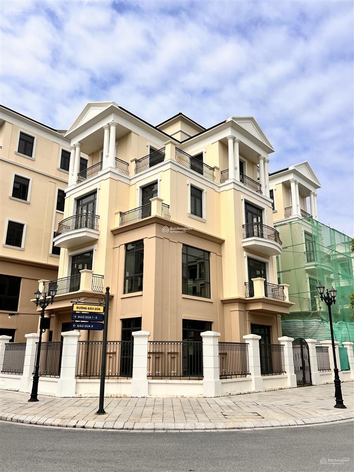 Chủ nhà bán gấp biệt thự đơn lập đảo dừa vinhomes ocean park 2  240m2 giá 38 tỷ