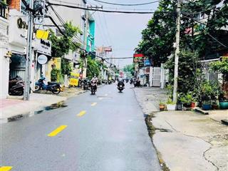 Bán nhà 2 tầng mặt tiền lê lai gần đại học công nghiệp, p4 gò vấp, dt 3.05mx12m, giá 4.6 tỷ bớt lộc