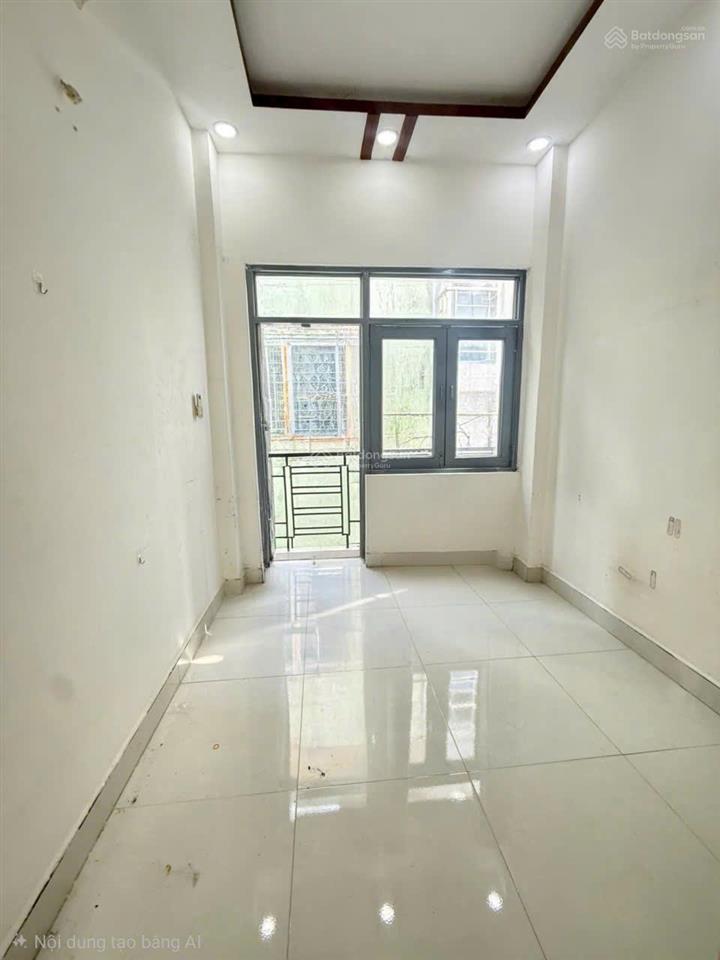 Nhà sổ hồng riêng quận 7  giá tốt