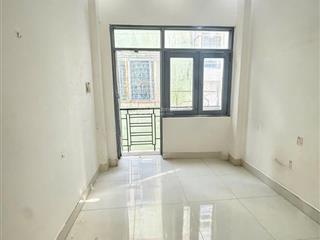 Nhà sổ hồng riêng quận 7  giá tốt