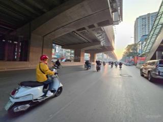 Bán đất phố hồ tùng mậu cầu giấyô tôtránh vỉa hè45mmặt tiền 4mgiá 10 tỷ