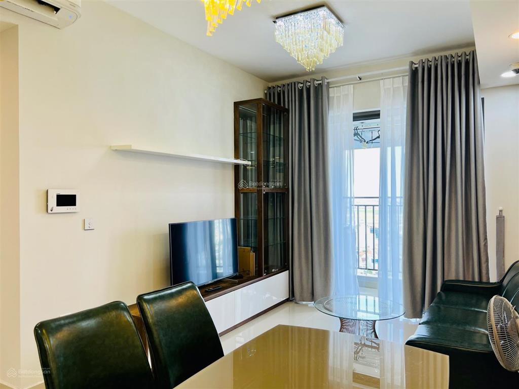Bán gấp căn hộ botanica premier  cđt novaland tầng cao view sân bay 2pn, 2wc giá 6 tỷ 69m²