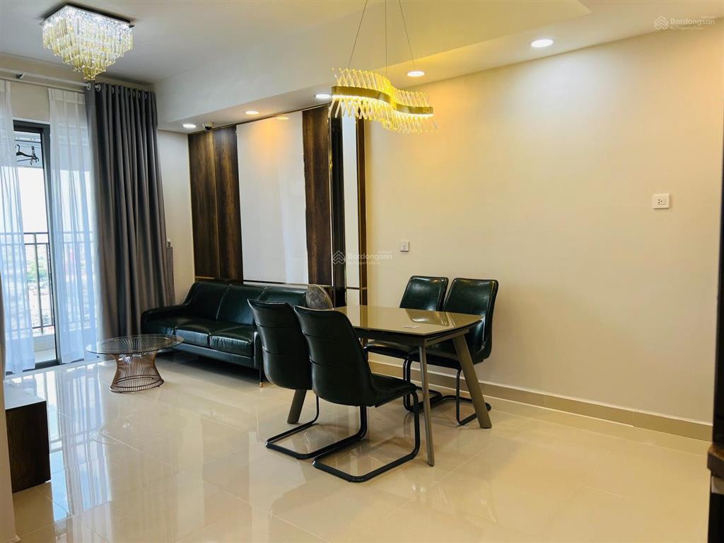 Bán gấp căn hộ botanica premier  cđt novaland tầng cao view sân bay 2pn, 2wc giá 6 tỷ 69m²