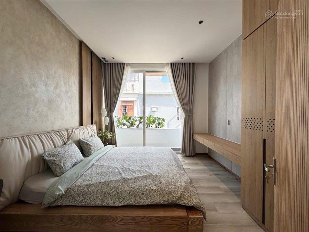 Bán nhà mặt phố trần hoành, 8,45 tỷ, 63 m2, view đẹp