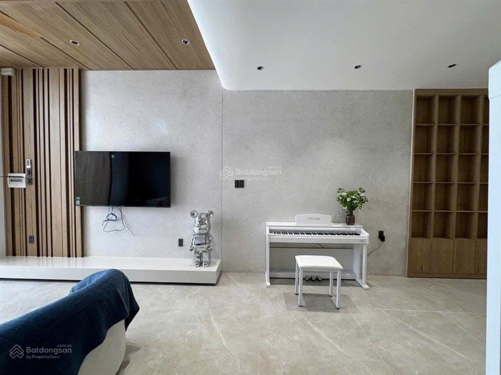 Bán nhà mặt phố trần hoành, 8,45 tỷ, 63 m2, view đẹp