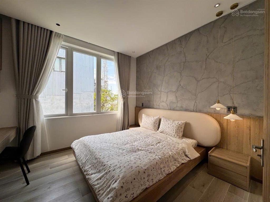 Bán nhà mặt phố trần hoành, 8,45 tỷ, 63 m2, view đẹp