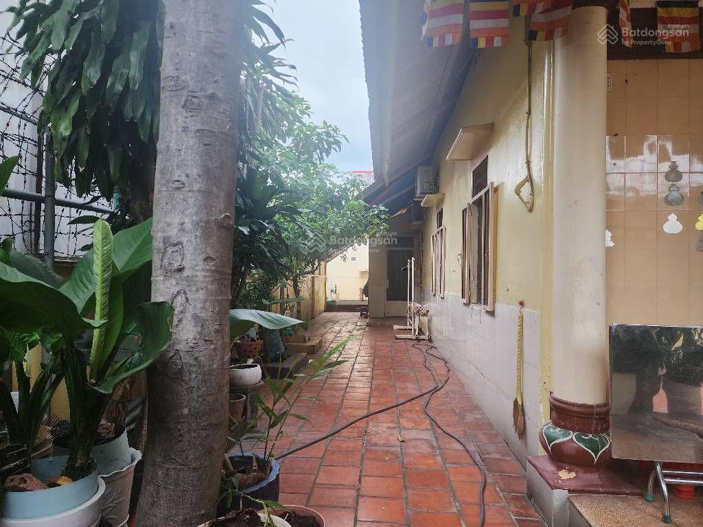 Bán đất 12 x 28m, tặng nhà c4 còn mới, hẻm 6m huỳnh thị hai cách chợ hạt điều 300m