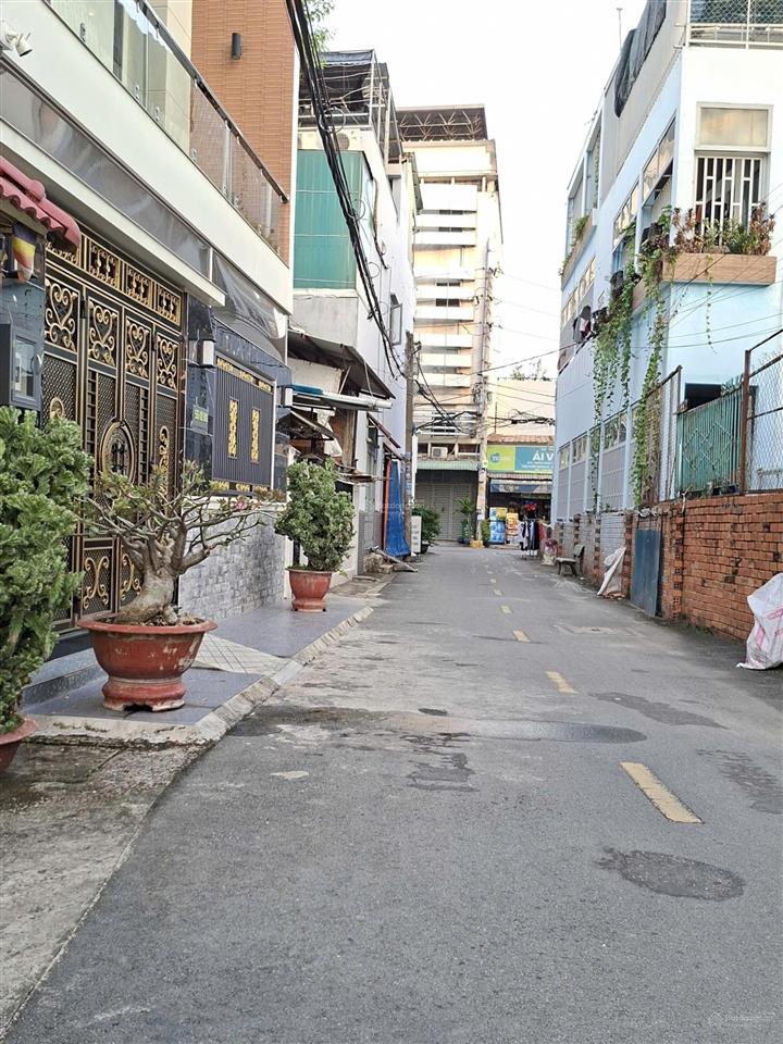 Bán đất 12 x 28m, tặng nhà c4 còn mới, hẻm 6m huỳnh thị hai cách chợ hạt điều 300m