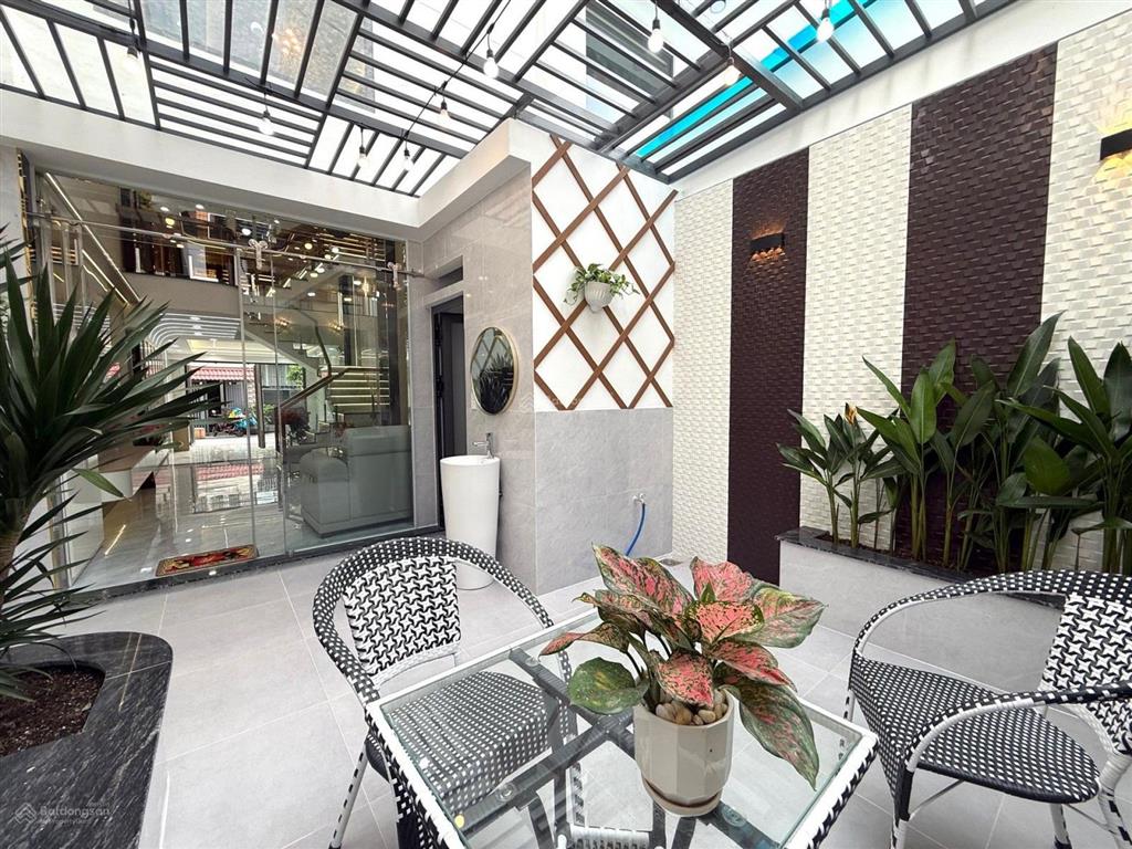 Nhà 4 tấm 4x20 hẻm 8m trần thị năm  dương thị mười, tặng full nội thất.