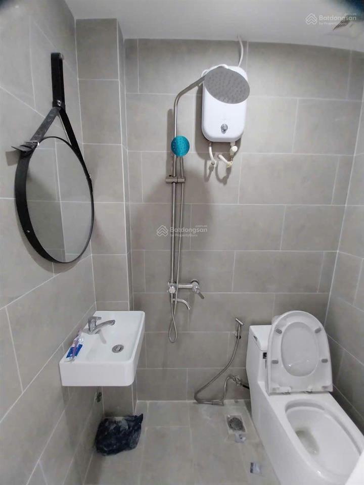 Bán chdv hầm + 5 tầng, thang máy, 12 phòng, 5x20 hẻm 8m trần thị hè, pccc đầy đủ.