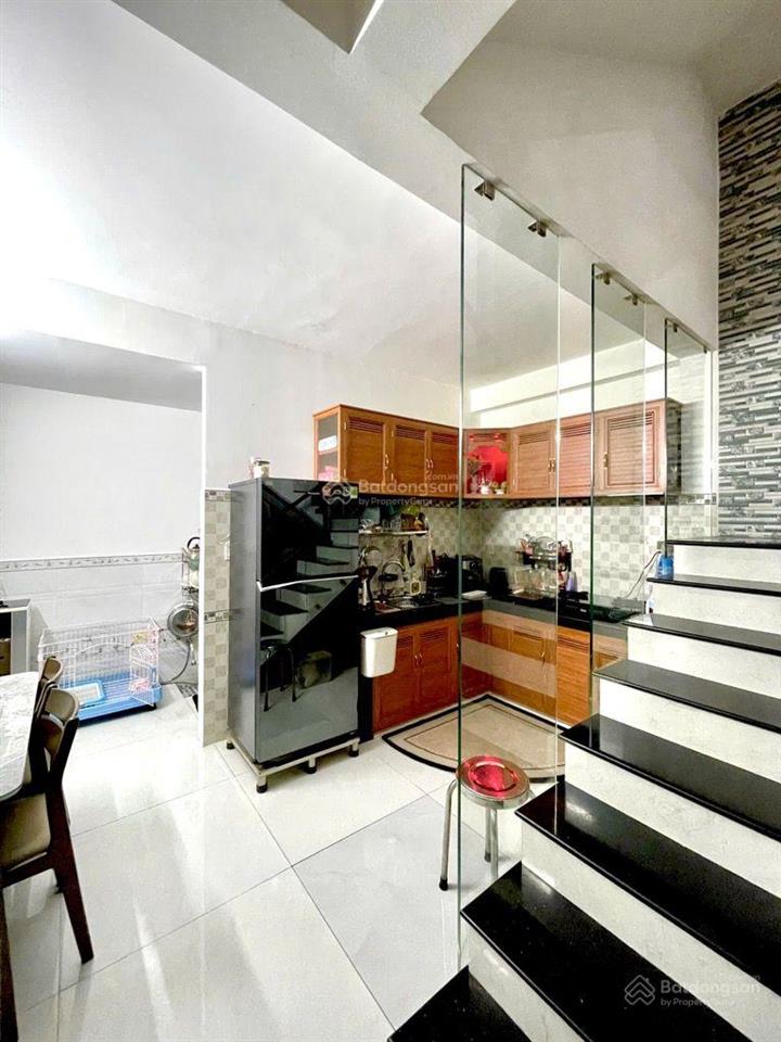 Nhà 6 x 27m mặt tiền nb trung mỹ tây 3  gần nguyễn ảnh thủ, giá thương lượng