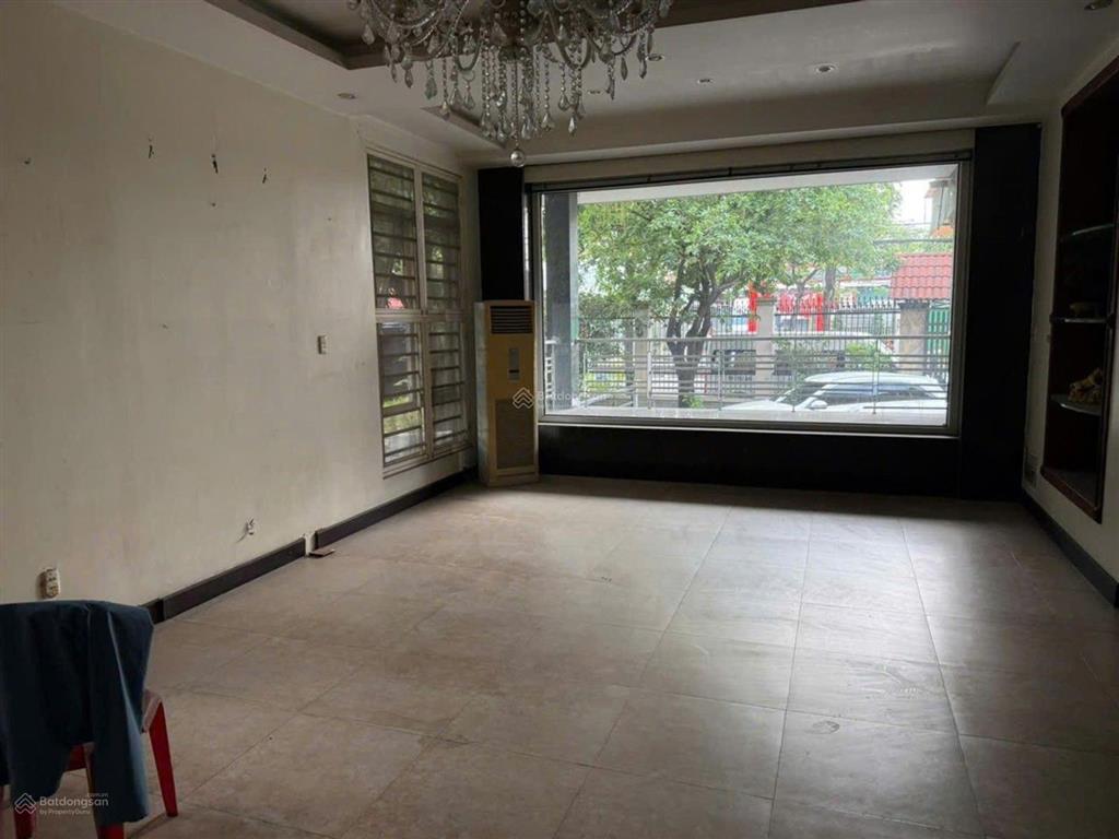 Siêu biệt thự 25 x 43 sổ 1055m2 mặt tiền lê thị riêng, ngay ub quận 12 cũ.