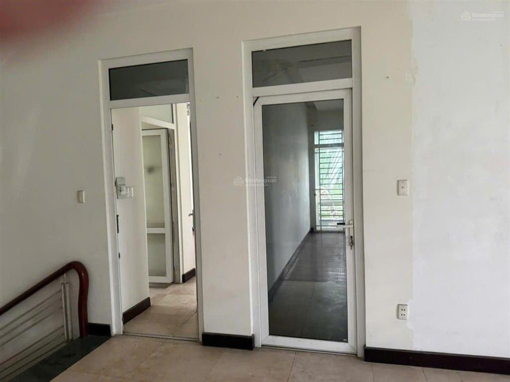 Siêu biệt thự 25 x 43 sổ 1055m2 mặt tiền lê thị riêng, ngay ub quận 12 cũ.