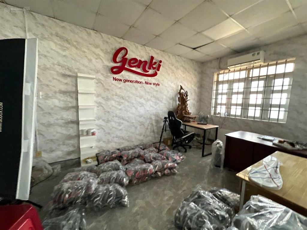 Giảm 2,5 tỷ  bán nhà 5 tầng 10x25 mặt tiền hiệp thành 6, gần chợ hiệp thành, nguyễn ảnh thủ.