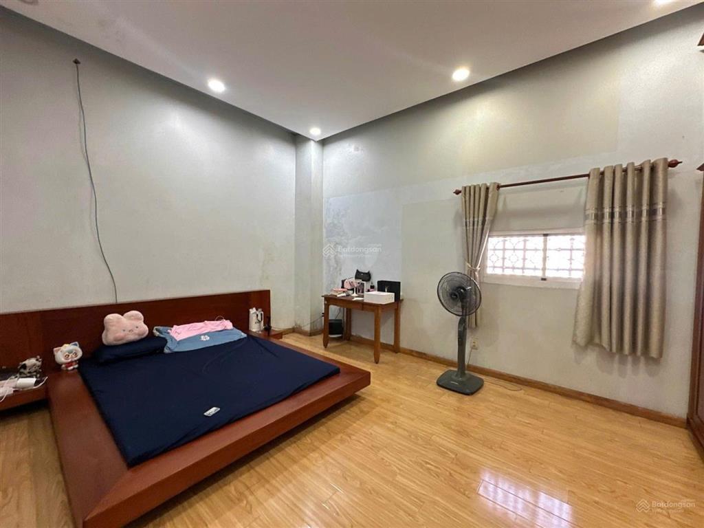Giảm 2,5 tỷ  bán nhà 5 tầng 10x25 mặt tiền hiệp thành 6, gần chợ hiệp thành, nguyễn ảnh thủ.