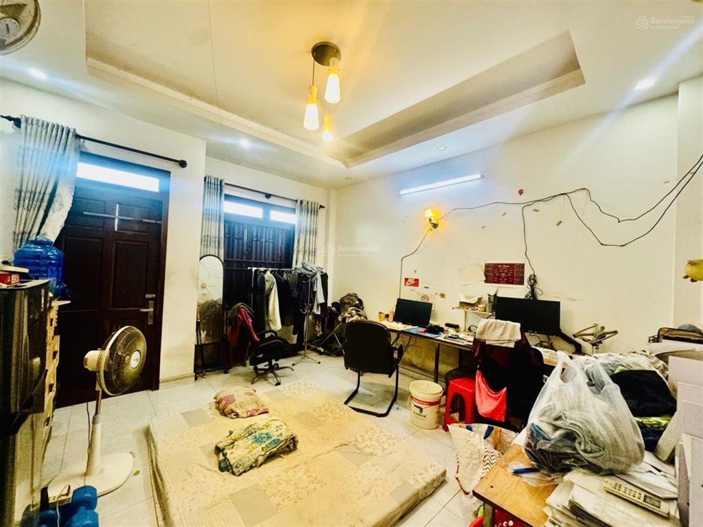 Nhà 3 tầng 4,1 x 30m mặt tiền phạm văn chiêu, không thể rẻ hơn.