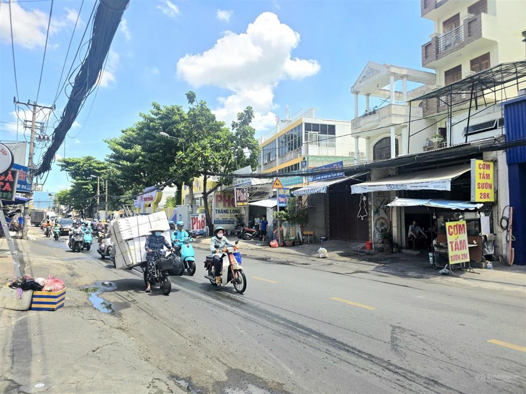 Nhà 3 tầng 4,1 x 30m mặt tiền phạm văn chiêu, không thể rẻ hơn.
