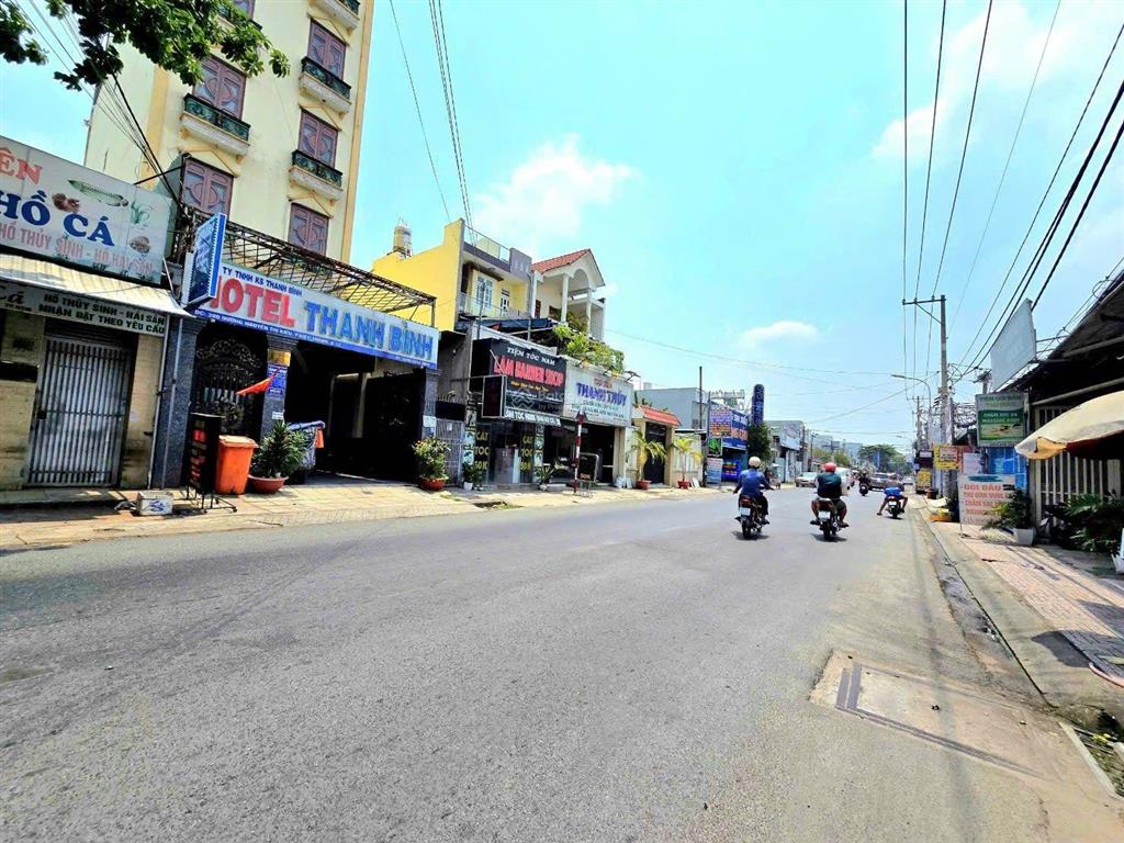 Nhà 5,6 x 25 mặt tiền nguyễn thị kiểu, vị trí cực đẹp.