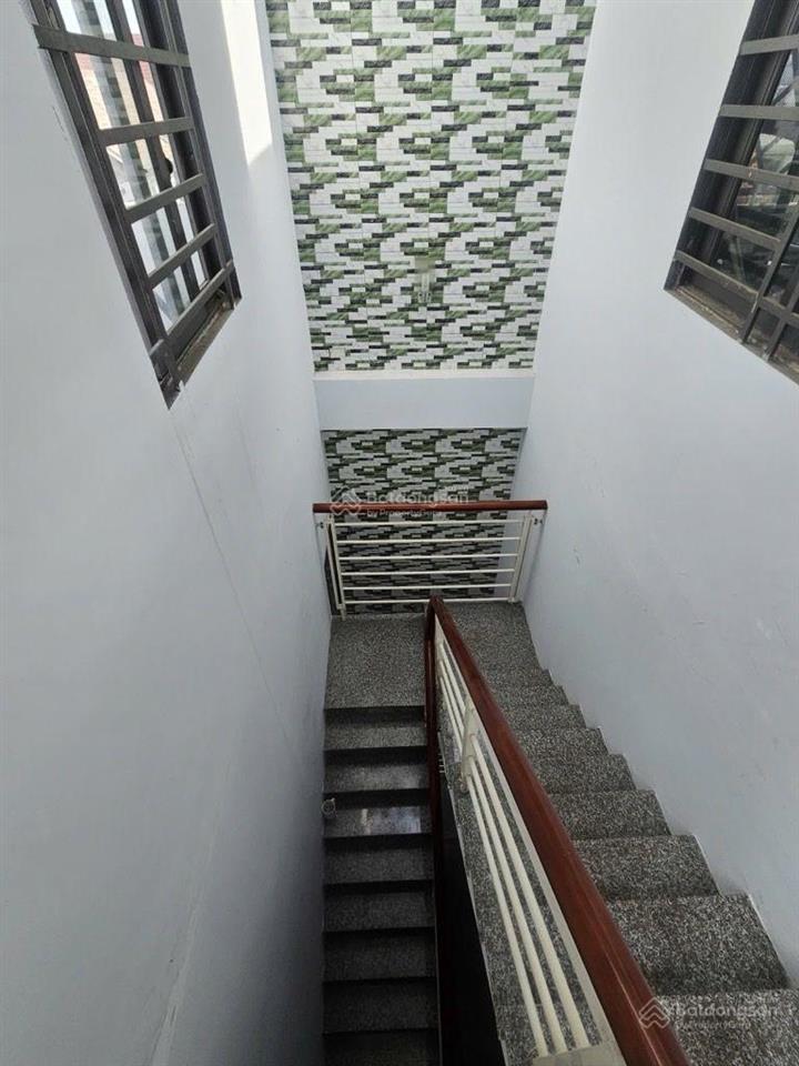 Bán chdv 1t4l 5,4 x 16, hẻm 6m quang trung, 10 phòng thu nhập 30tr/th.