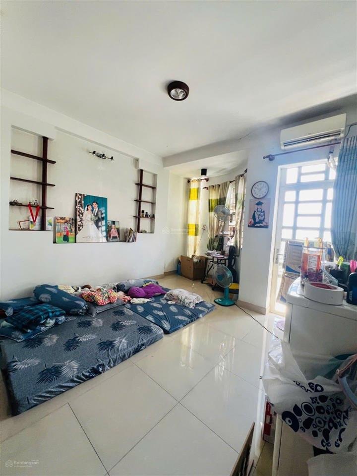 Bán nhà 4 tầng 4,5 x 22 mặt tiền nhánh tô ký, nở hậu, 8 phòng, gần chợ tân chánh hiệp.