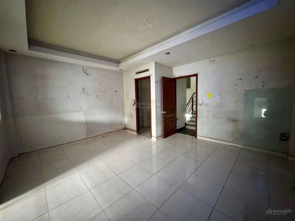 Nhà 3 tầng 5,2 x 23 hxt lê đức thọ, thông đường bờ kênh mới, giá siêu hời không có căn thứ 2.