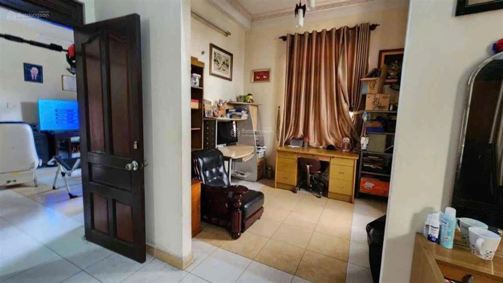Biệt thự 3 tầng 15 x 20m khu biệt thự thạnh xuân, ngay ngã tư ga, kế bên gò vấp