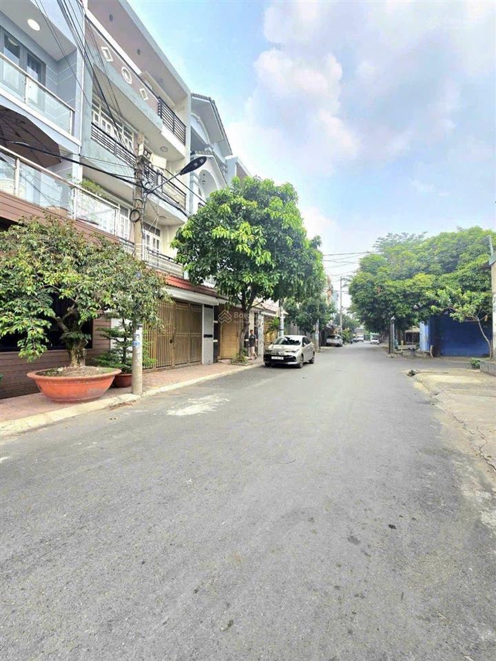 Biệt thự 8 x 18 căn góc siêu đẹp, đường 10m nguyễn thị búp, ngay hiệp thành city