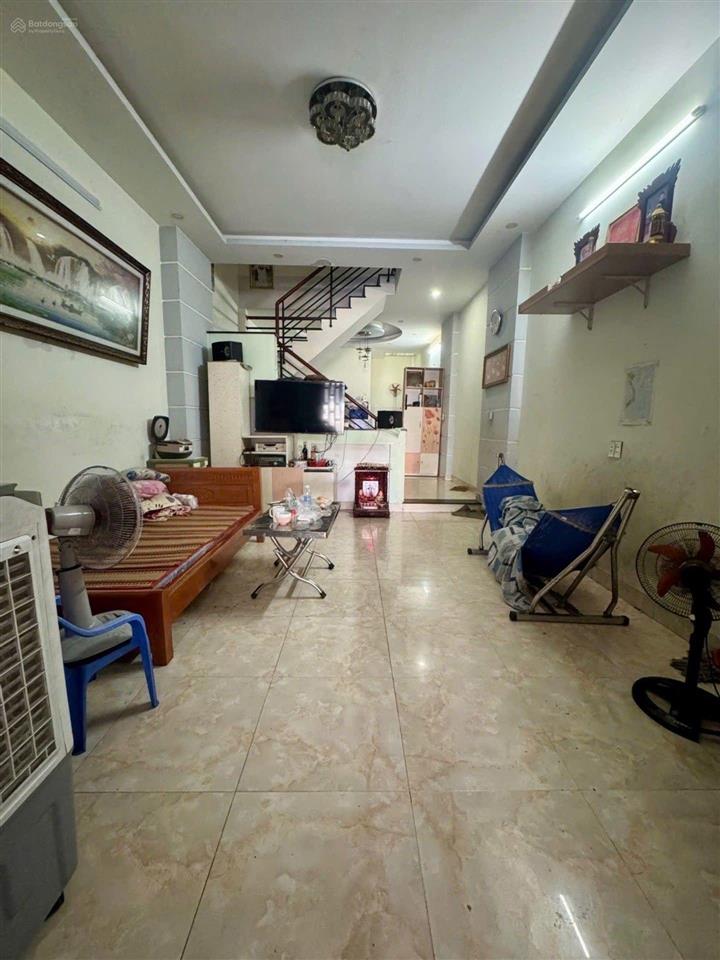 Nhà trệt lầu 4,5 x 24 mặt tiền trần thị hè, gần ngã ba đông quang, vị trí đẹp