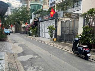 Tòa nhà 4 tầng 10 x 25 đường 6m, gần emart 2, thông đường bờ kè tham lương, 17 phòng rộng.