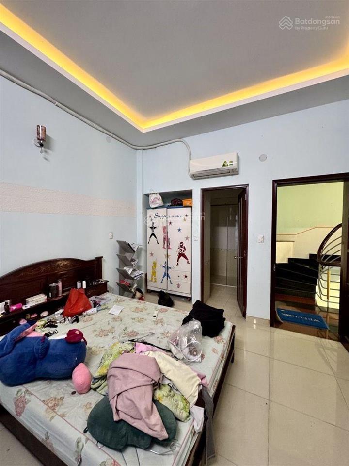 Bán biệt thự căn góc 8,4 x 18 mặt tiền nguyễn thị thơi, ngay chợ giãn dân