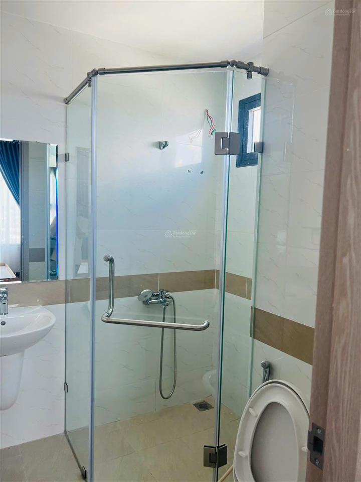Cho thuê căn hộ 3 phòng ngủ đầy đủ nội thất ở được liền ngay vincom dĩ an, 15p tới thủ đức