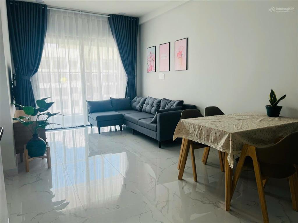 Cho thuê căn hộ 3 phòng ngủ đầy đủ nội thất ở được liền ngay vincom dĩ an, 15p tới thủ đức