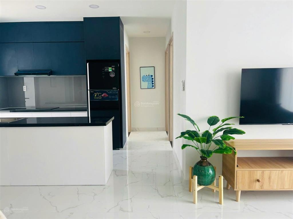 Cho thuê căn hộ 3 phòng ngủ đầy đủ nội thất ở được liền ngay vincom dĩ an, 15p tới thủ đức