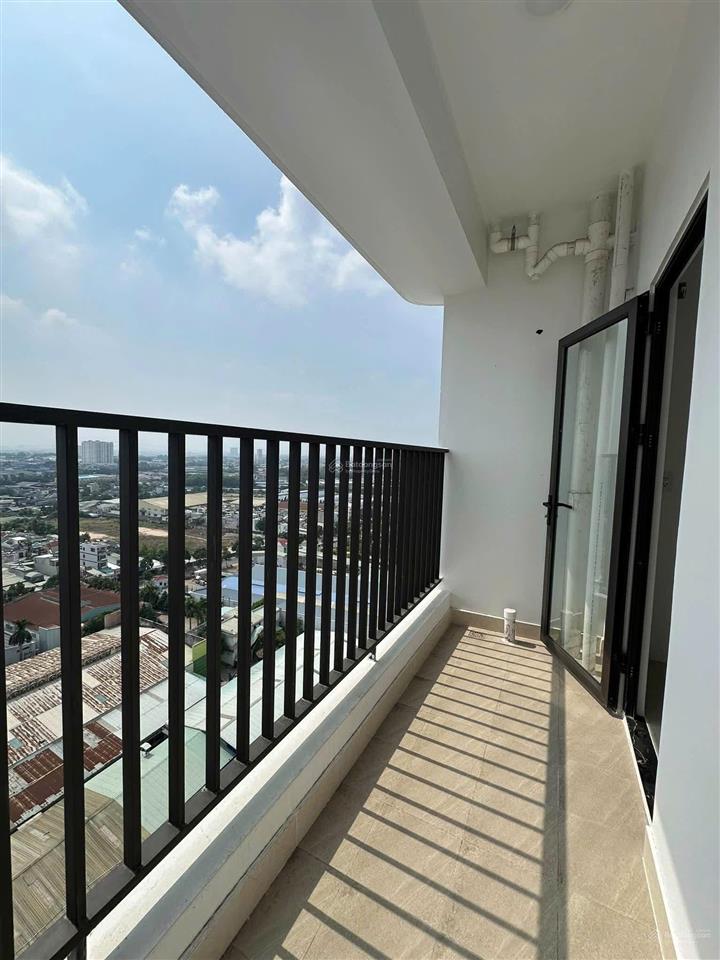 Cần bán gấp căn hộ 2 phòng ngủ 2 toilet 2 tỷ có sổ hồng, mới tinh