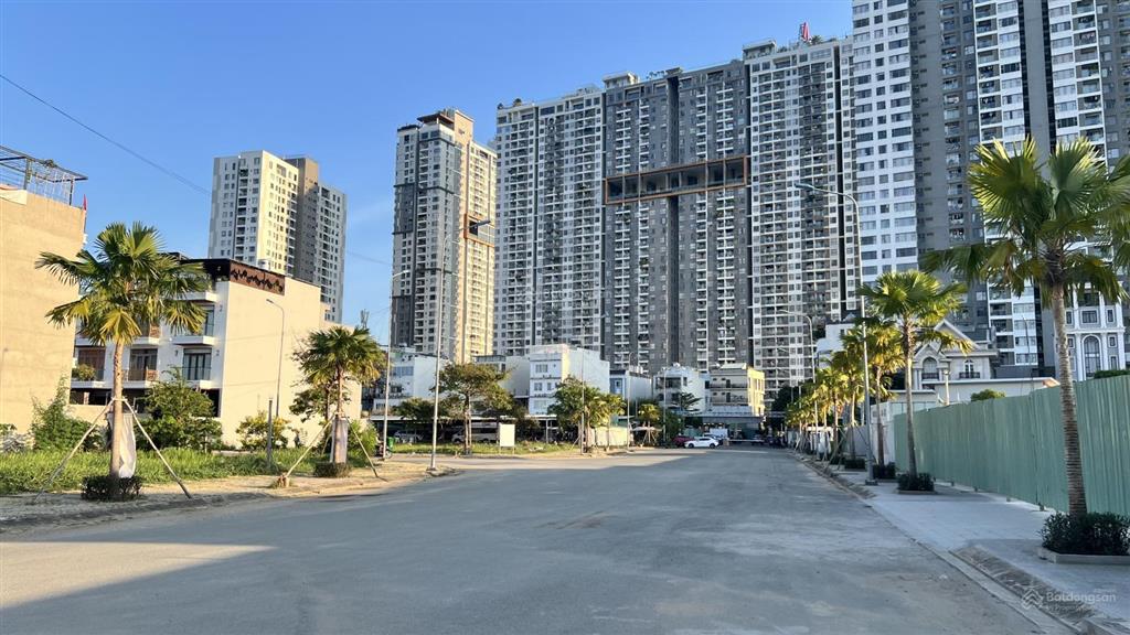 7.5ty chính chủ bán nhanh nền 5mx20m  mt đường 12m giáp chung cư  kdc lotus đào trí lê thị chợ