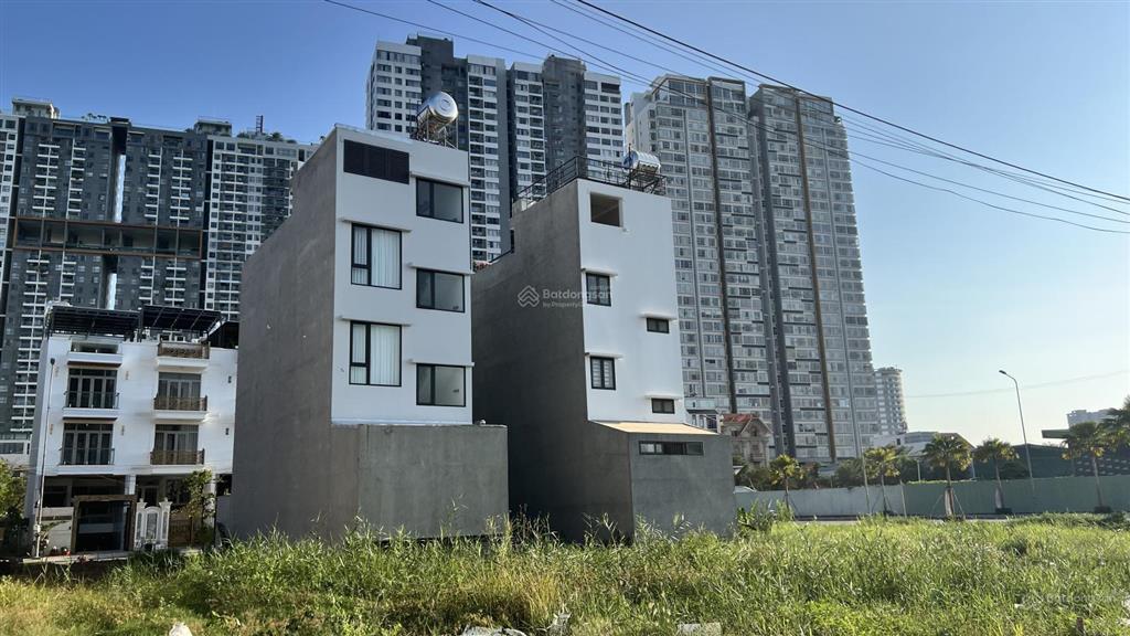 7.5ty chính chủ bán nhanh nền 5mx20m  mt đường 12m giáp chung cư  kdc lotus đào trí lê thị chợ