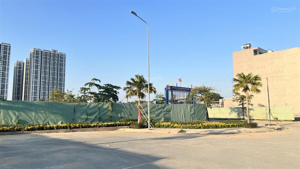 7.5ty chính chủ bán nhanh nền 5mx20m  mt đường 12m giáp chung cư  kdc lotus đào trí lê thị chợ