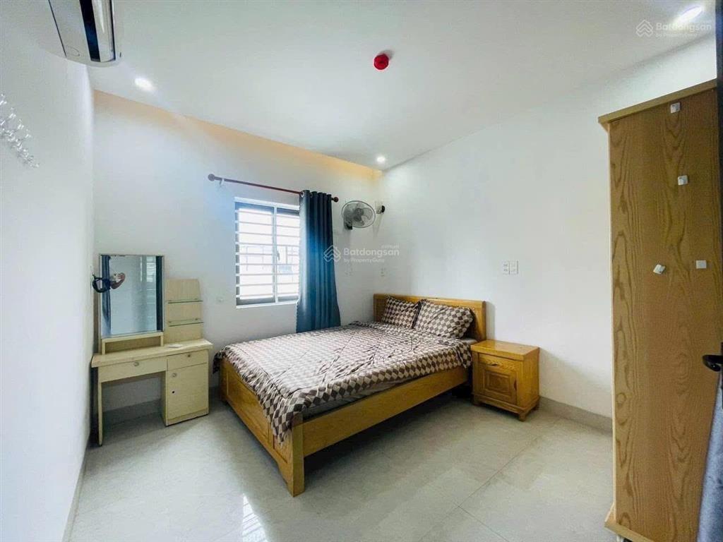 Chính chủ thiện chí là bánnhà 5 tầng 4x17m gần cầu tân thuận, kề q4 ở, có 8 phòng cho thuê  8.xtỷ