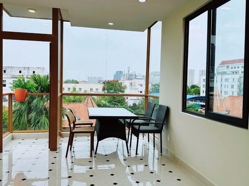 Bán Nhà Mặt Tiền Thảo Điền - 4 Tầng - 80m2. Giá chỉ 19.5 Tỷ