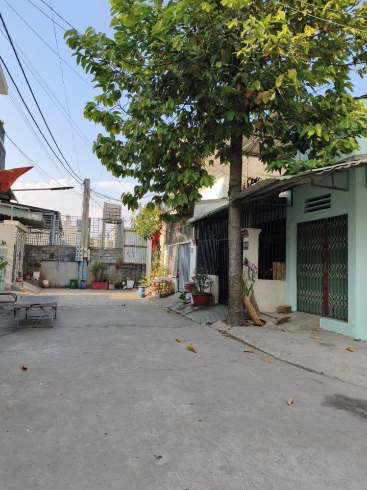 Bán Nhà Dĩ An 68m², 4 Phòng Trọ Cho Thuê, HXH, Chỉ 3.8 Tỷ TL