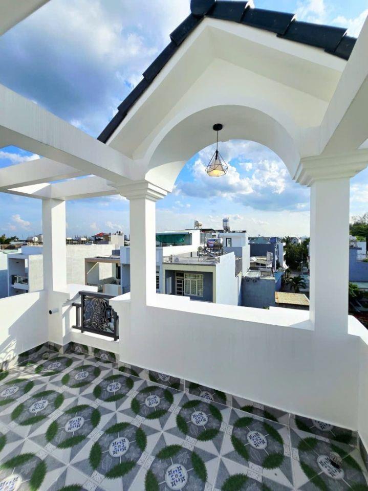 Bán Nhà Phố Long Trường Nguyễn Duy Trinh 56m² Gara Ô Tô Giá Nhỉnh 6 Tỷ