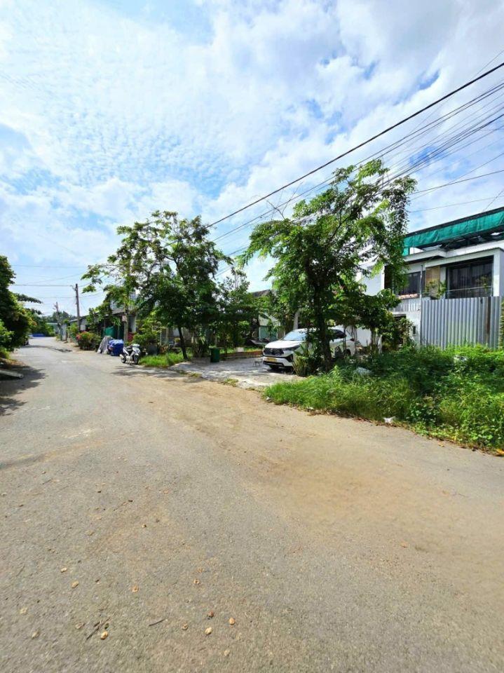 Bán Đất Long Trường 70m² Ngang 5.7m Đường Ô Tô Gần Chợ Giá Nhỉnh 3 Tỷ