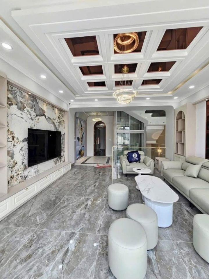 Bán Nhà Mặt Tiền Hai Bà Trưng Dĩ An 90m² Thang Máy 4 Tầng. Chỉ 12.8 Tỷ