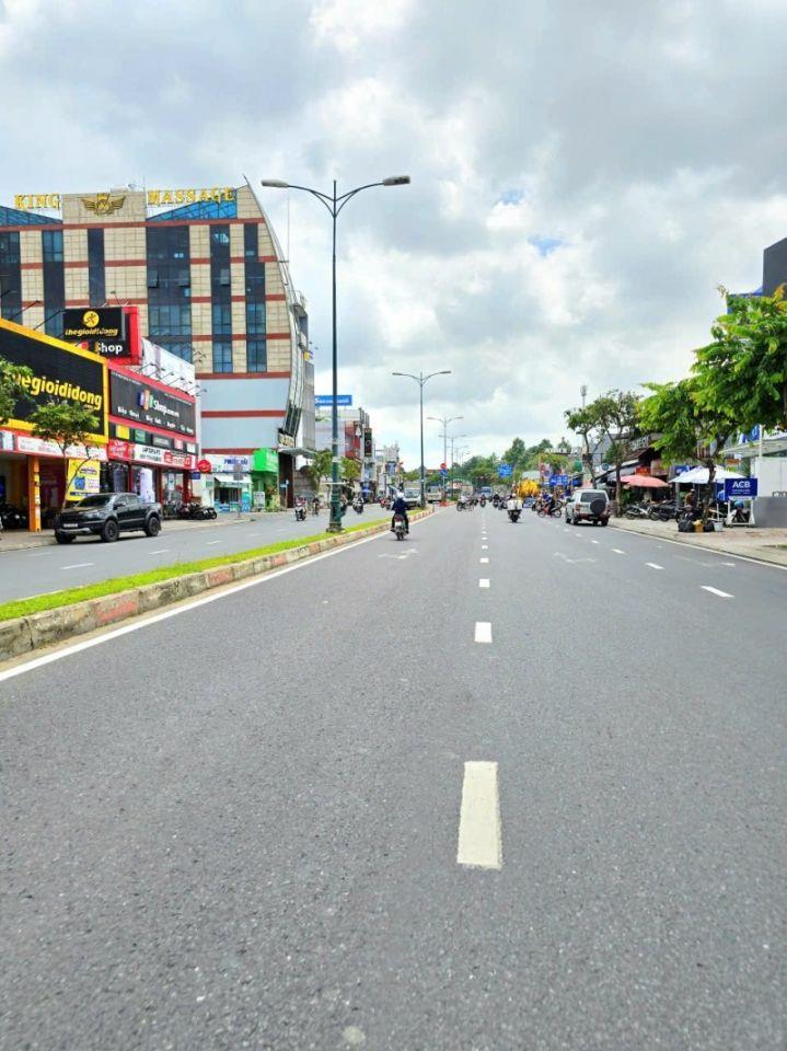 Bán Đất 74m² HXH Hoàng Hữu Nam, Gần Sân Golf Thủ Đức, Giá Hơn 4 Tỷ