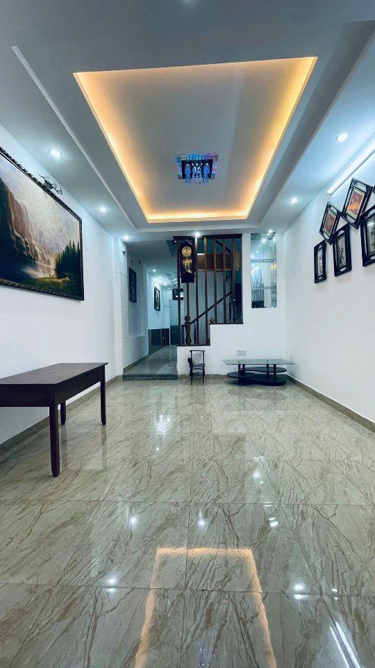 Bán Nhà Quận 9 Cũ 88m², Hẻm Xe Hơi, Gần Nguyễn Duy Trinh, Giá Hơn 4 Tỷ