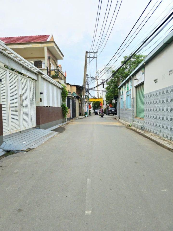 Nhà 2 Mặt Tiền Ô Tô Phú Hữu 85m², 2 Tầng, Hoàn Công, Giá 5.79 Tỷ
