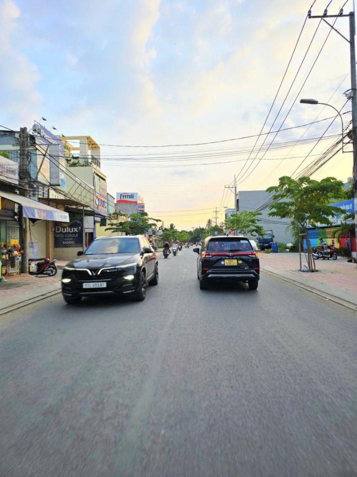 Bán Nhà 62m2, 4 Tầng Hẻm Xe Hơi Lò Lu – Trường Thạnh Q9 – Giá 5,4 Tỷ