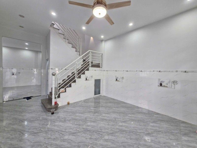 Bán Nhà 72m² Gần Bệnh Viện Lê Văn Thịnh - Ngang 6,3m - Giá 5,5 Tỷ